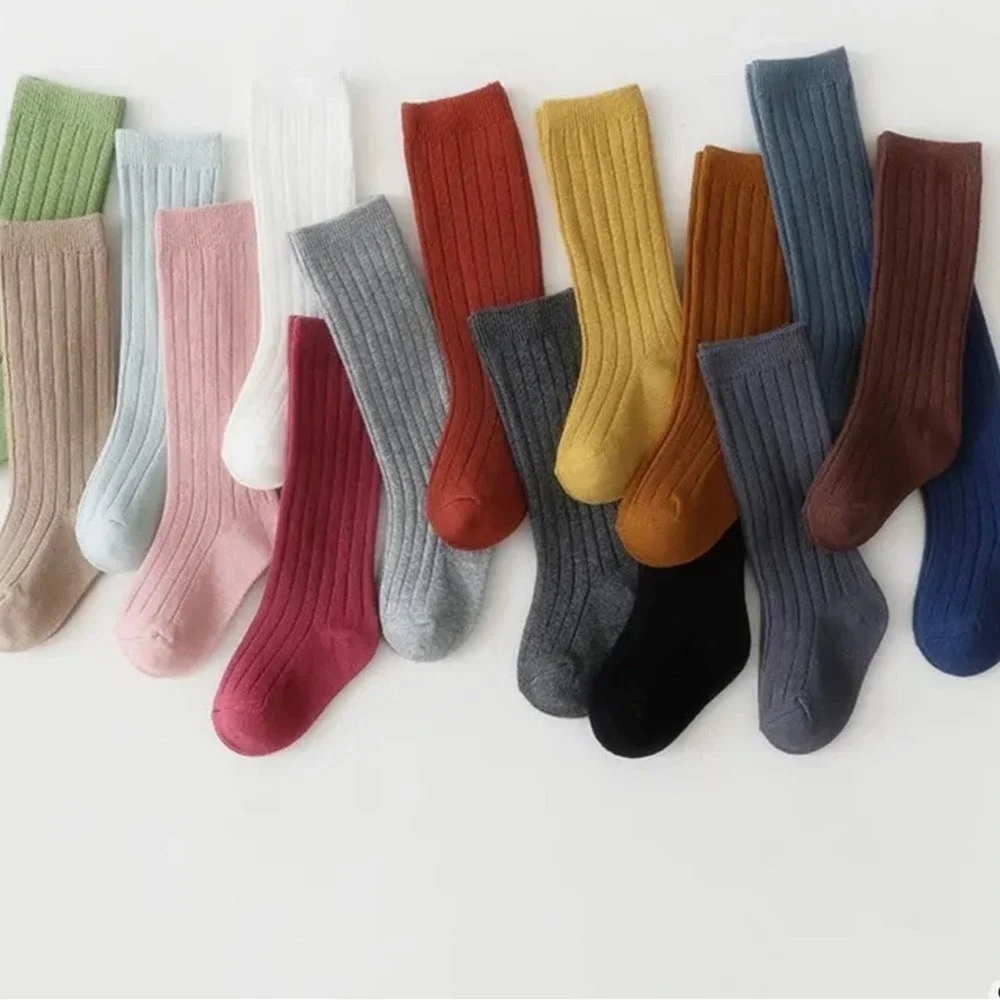 New lot of 5 pair of baby knee high socks 0-6 months